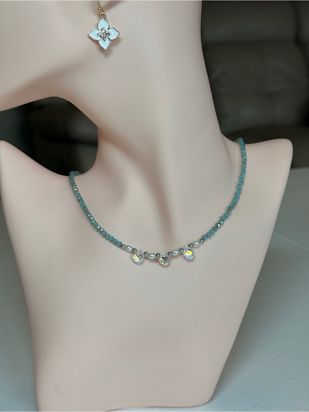 Delicate Teal Beaded Necklace with Crystal Accents